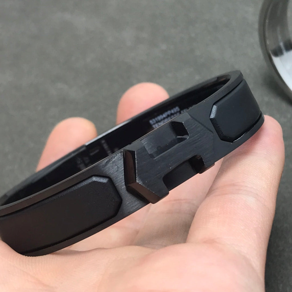 18K Super Hermes Black Bracelet