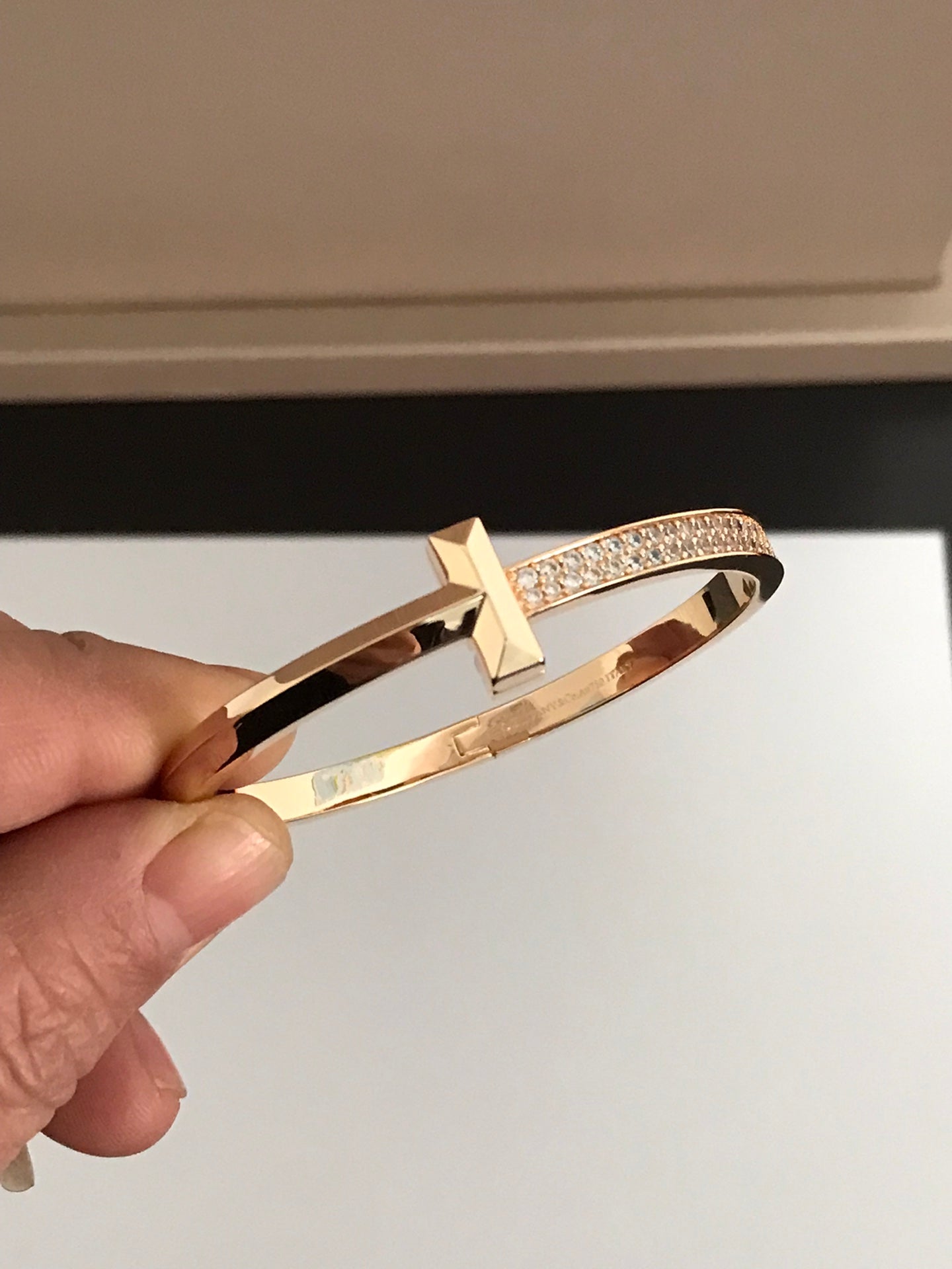 Tiffany T1 Wide Cubic Zirconia Hinged Bangle Pink Gold
