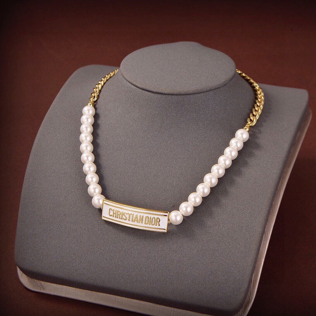 18K Dior 30 Montaigne Necklace