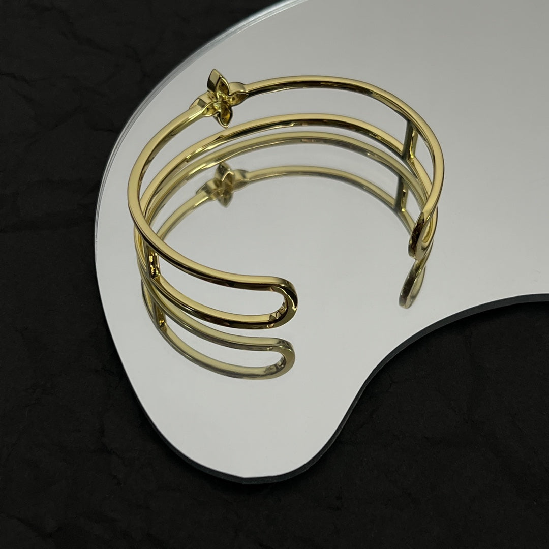 18K Louis Vuitton Idylle Blossom Two-Row Bracelet