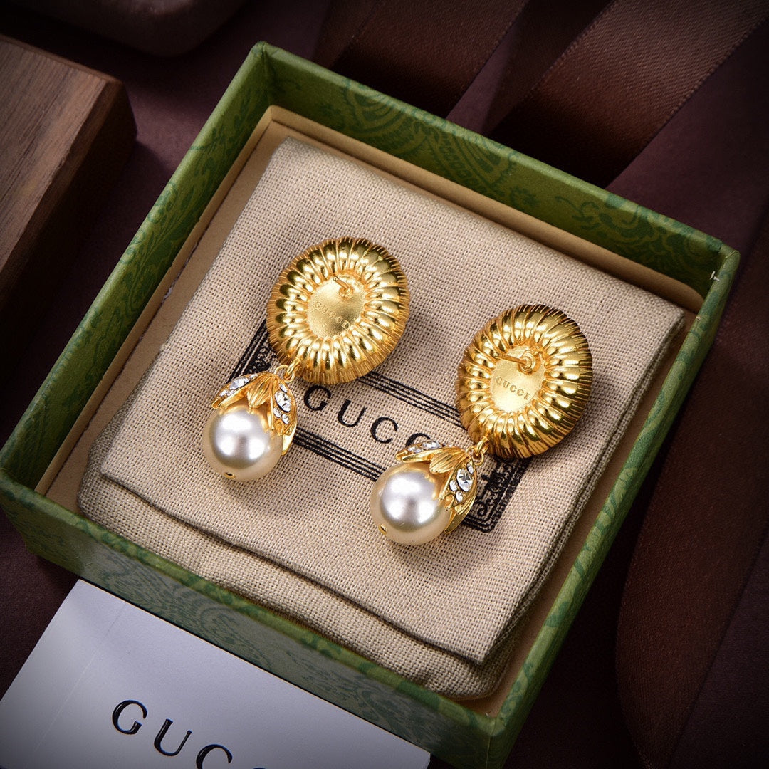 18K Double Gucci Pearl Earrings