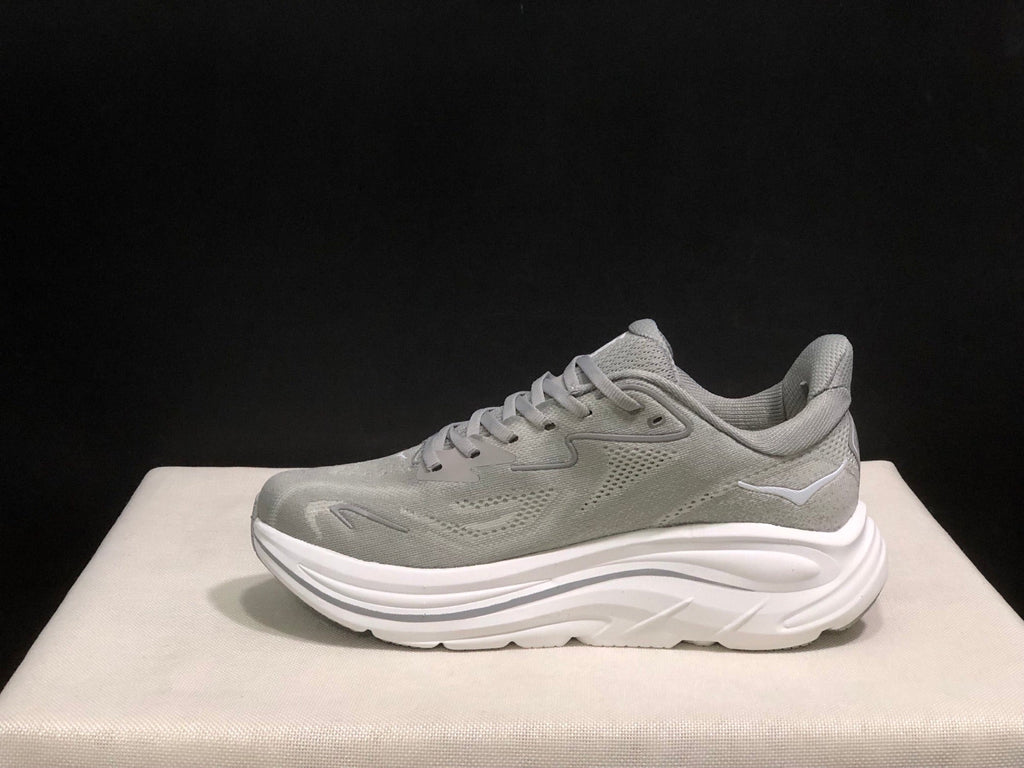 HOKA ONE ONE Clifton 10 Running Shoes