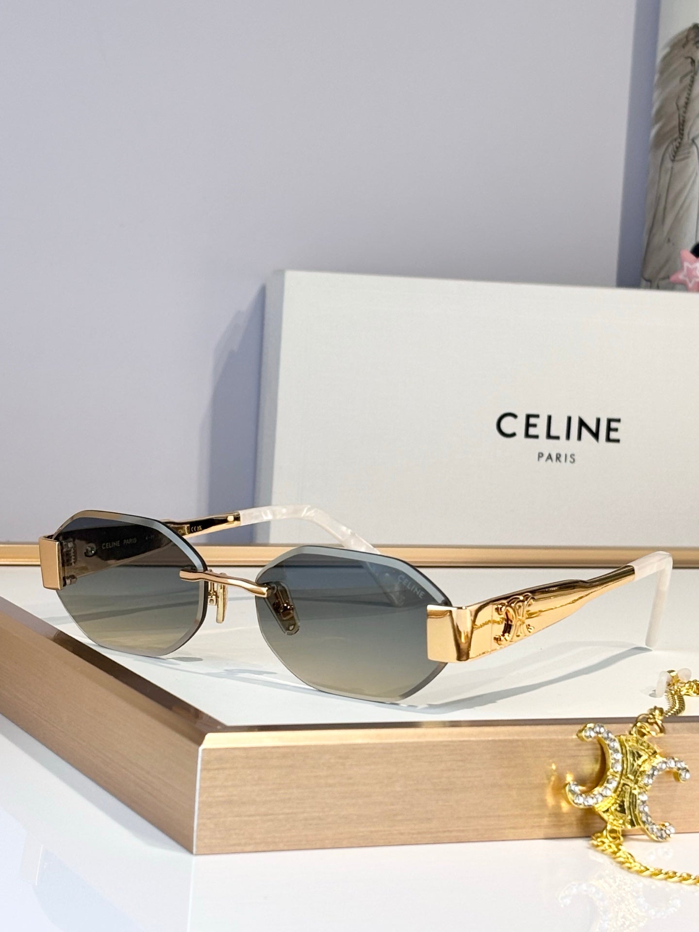 CELINE Sunglasses-CL42119U