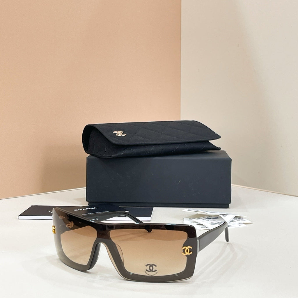 CHANEL Sunglasses CH5507