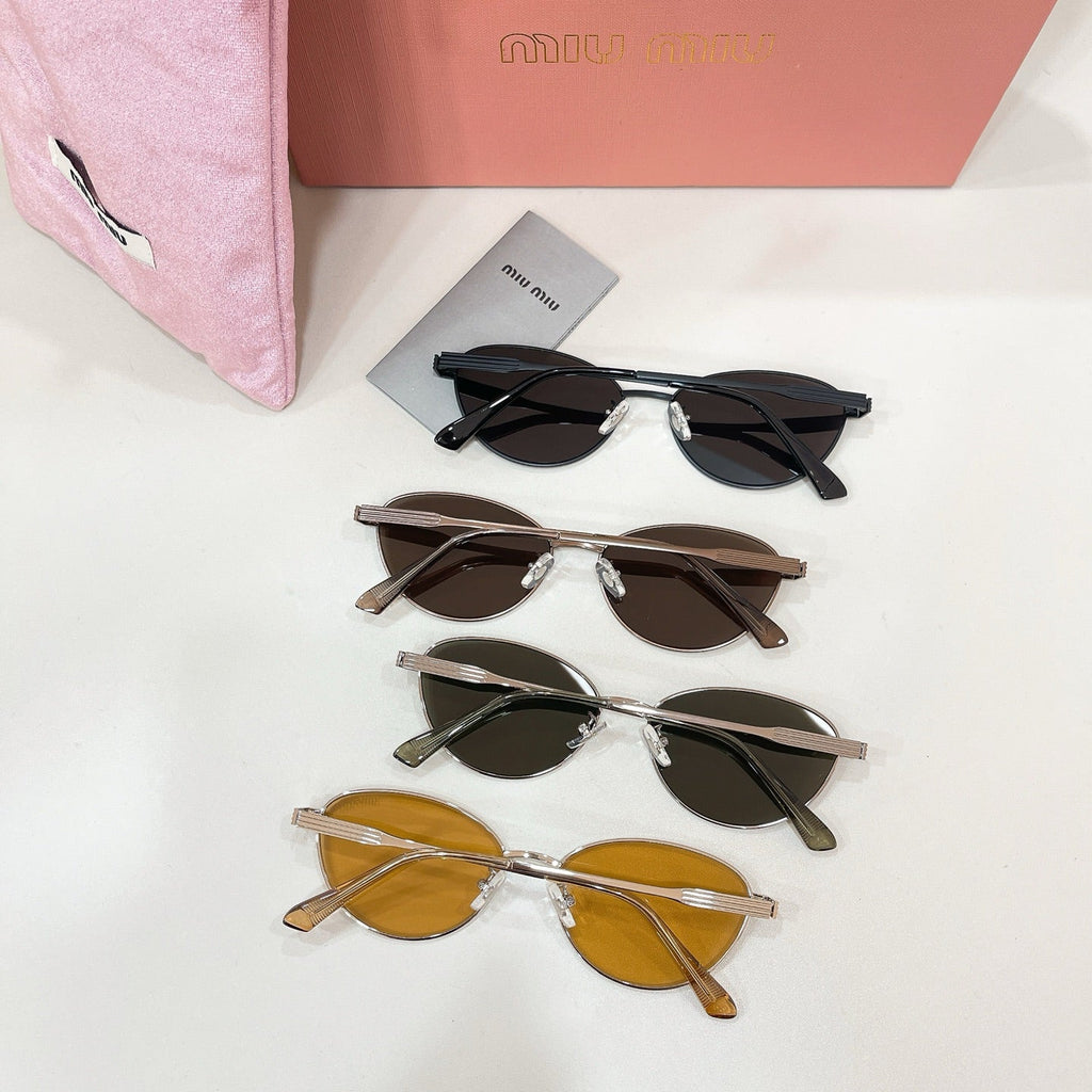 MIU MIU Sunglasses SMU A63